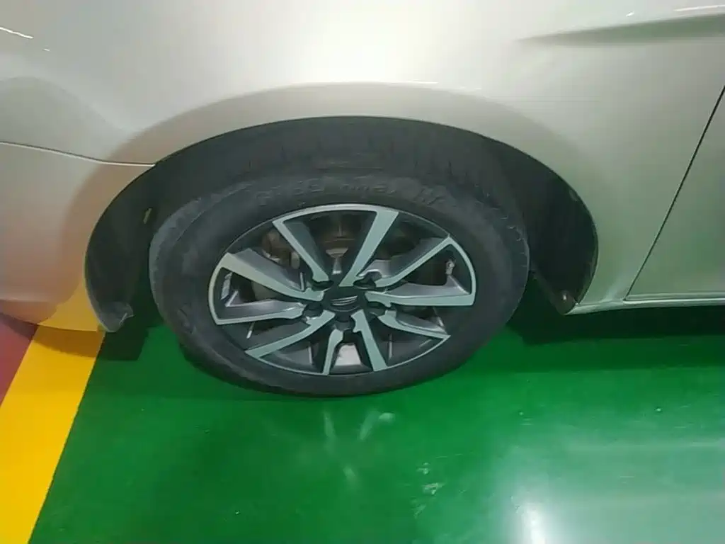 Geely Emgrand — миниатюра 23