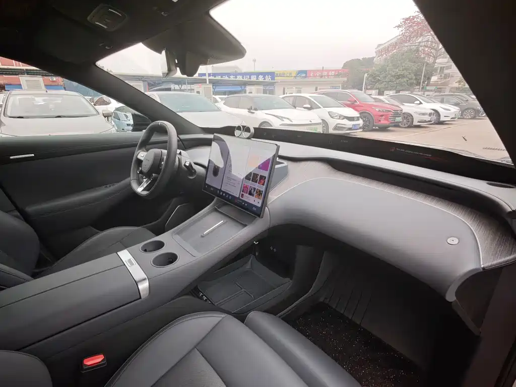 XIAOMI CAR XIAOMI YU7