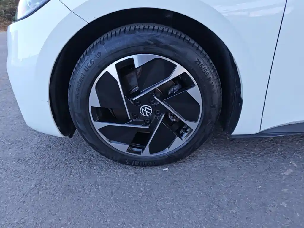 Volkswagen ID.3 — миниатюра 23