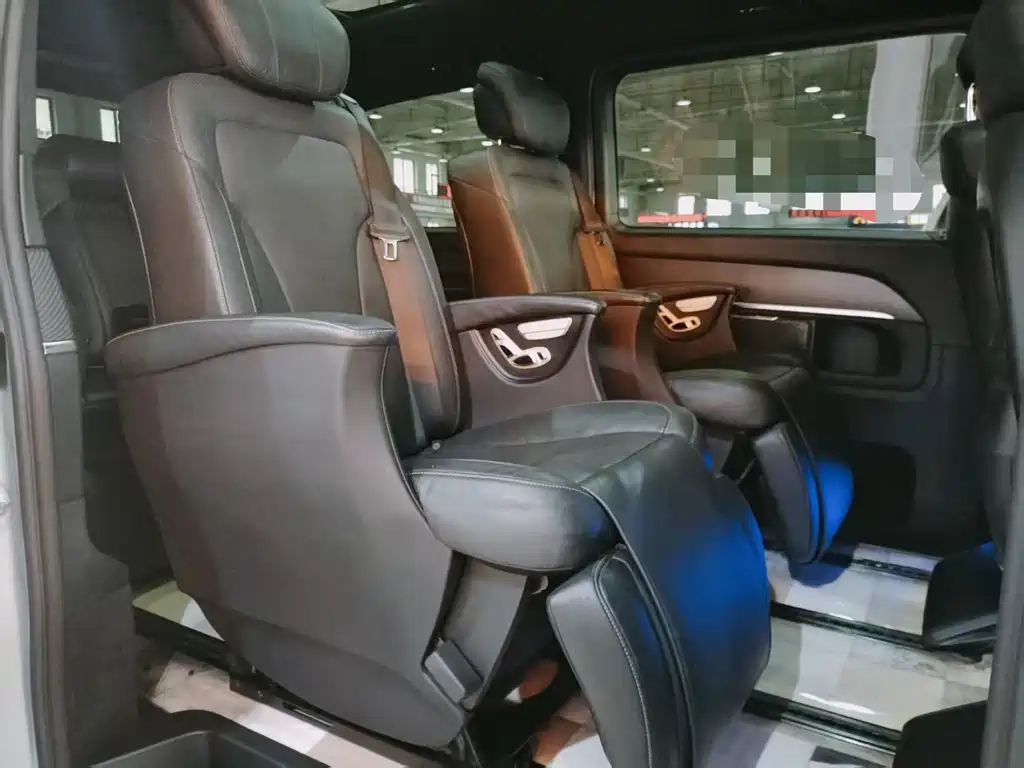 MERCEDES-BENZ V CLASS