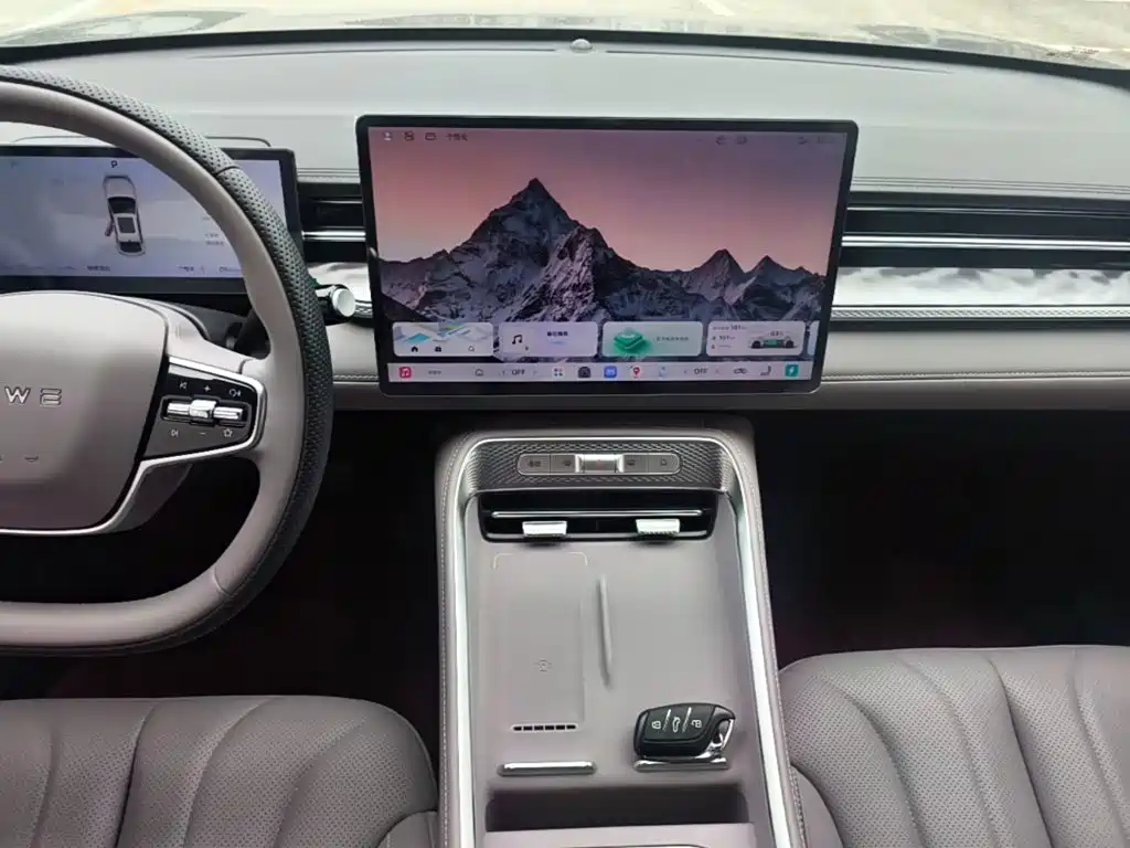 Roewe M7 DMH — миниатюра 13