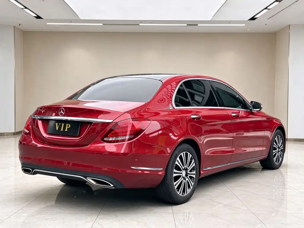 Mercedes-Benz C-Class — миниатюра 4