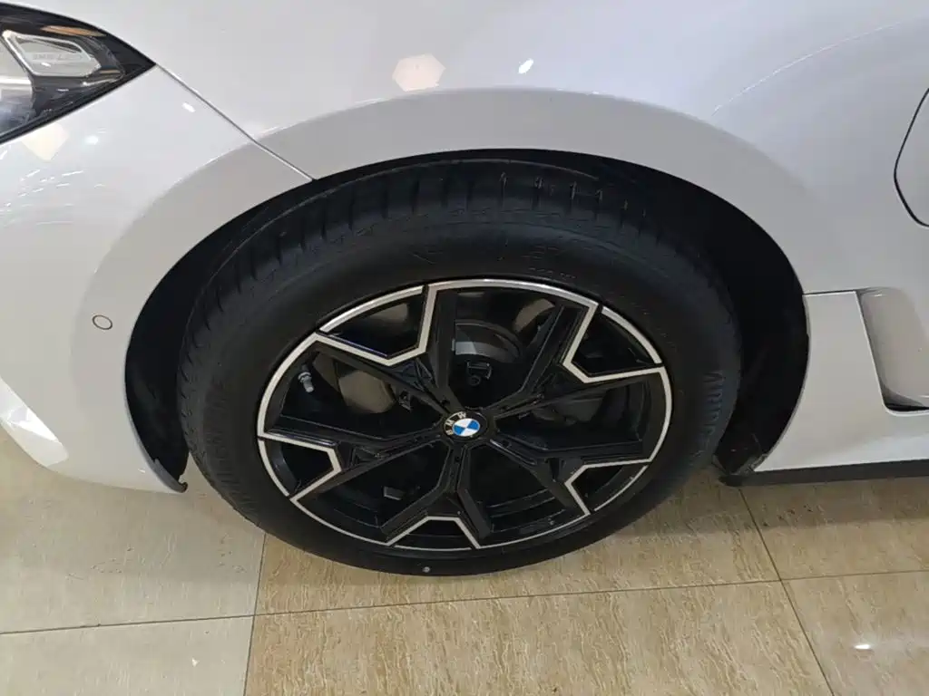 BMW i3 — миниатюра 23