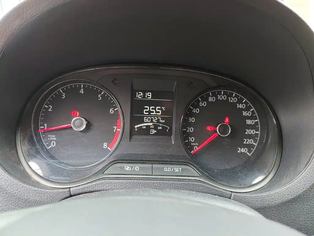 Volkswagen Polo — миниатюра 12