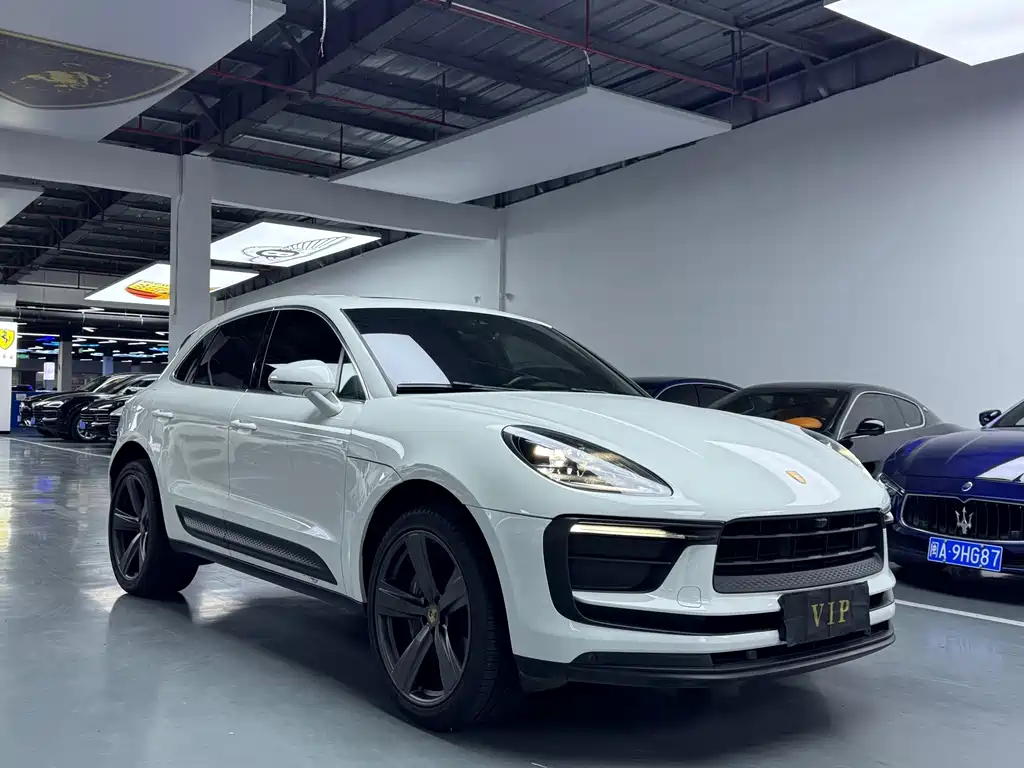 Porsche Macan — миниатюра 3