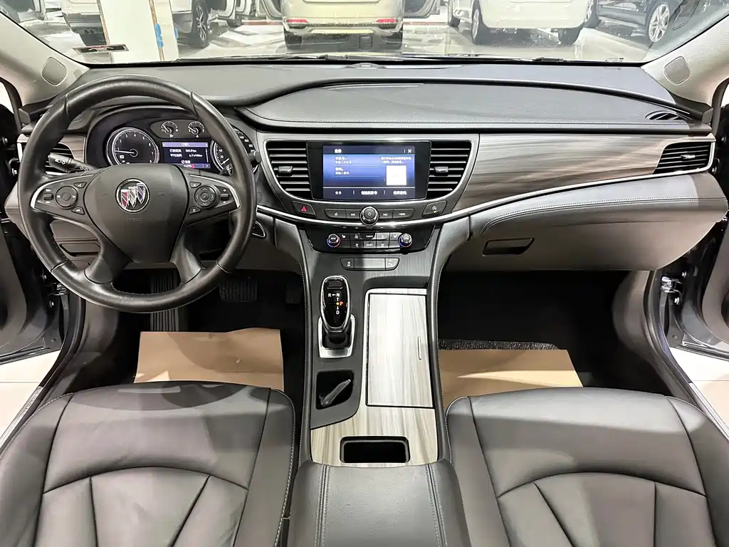 Buick LaCrosse — миниатюра 4