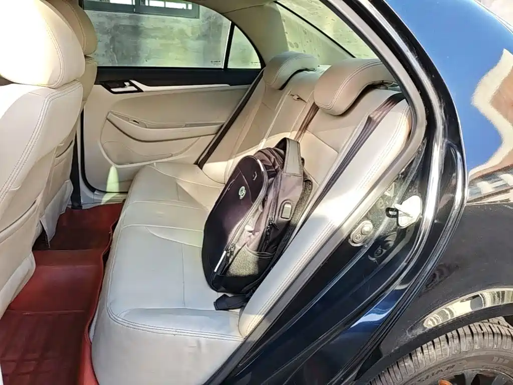 Geely Vision — миниатюра 17