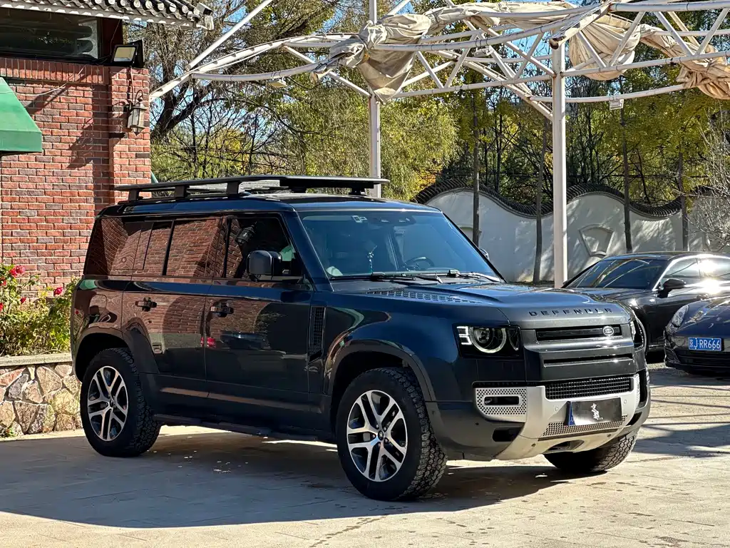 Land Rover Defender — миниатюра 3