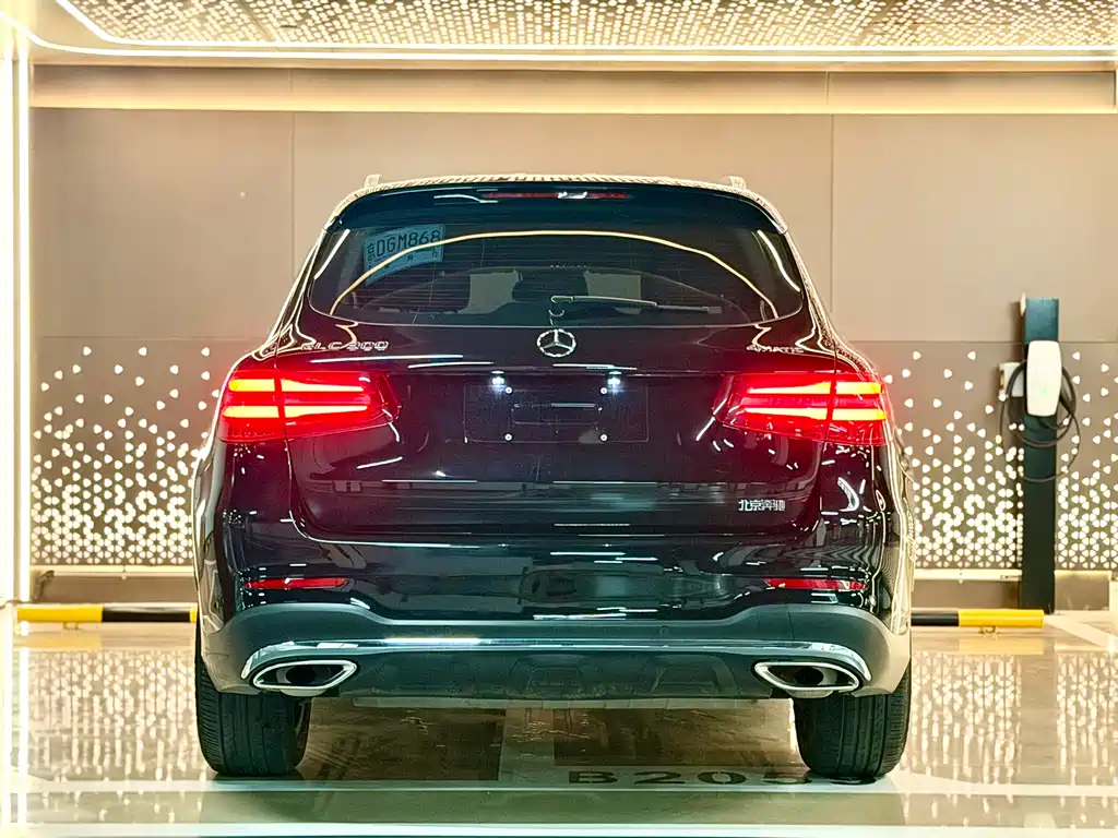 Mercedes-Benz GLC 2017 GLC 300 4MATIC