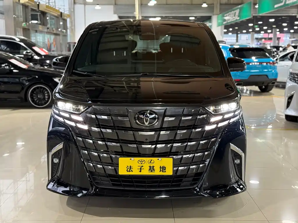 TOYOTA ELFA