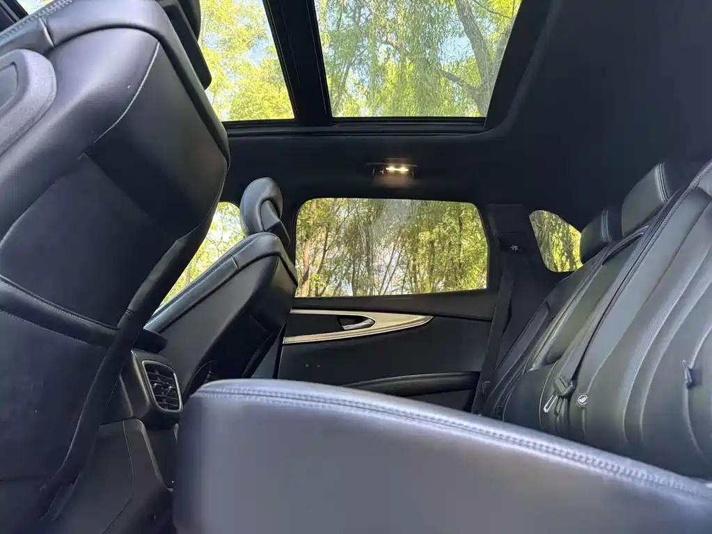 Lincoln MKX — миниатюра 10