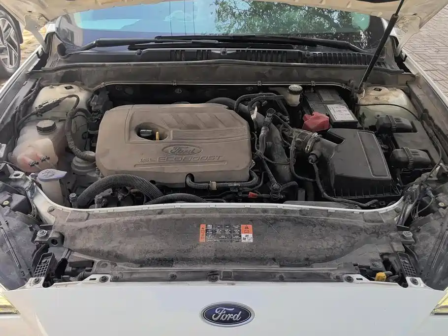 Ford Mondeo — миниатюра 10
