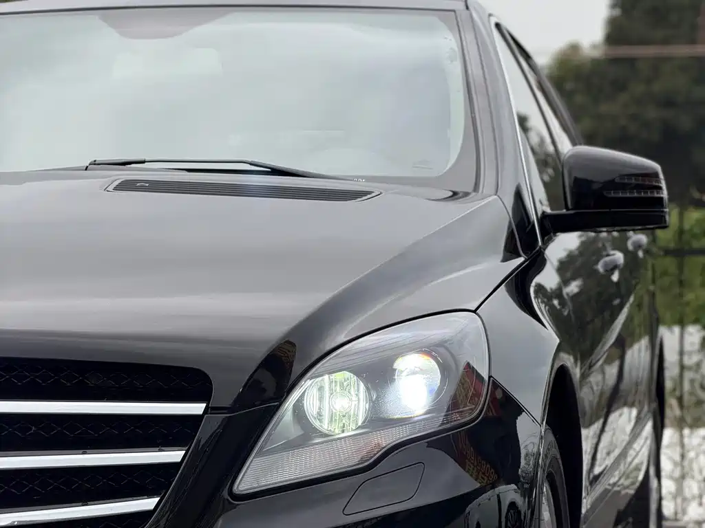 Mercedes-Benz R-Class — миниатюра 3