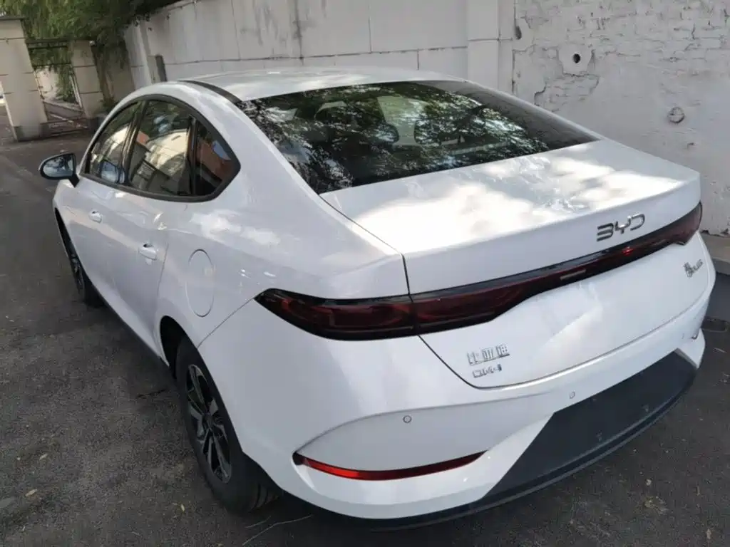 BYD Qin Plus PLUS 2025 DM-i Smart Drive 128KM