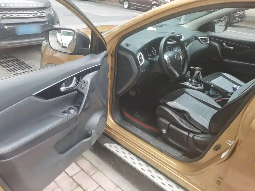 Nissan Qashqai — миниатюра 16