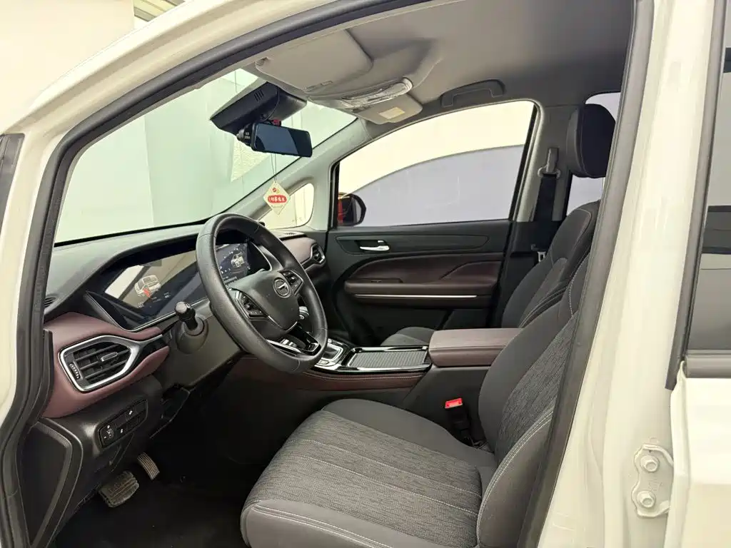 GAC Motor Trumpchi M6 — миниатюра 9