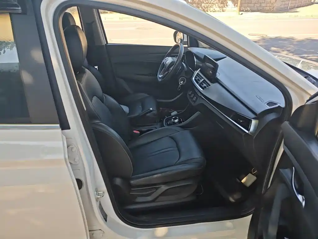 Baojun 360 — миниатюра 25