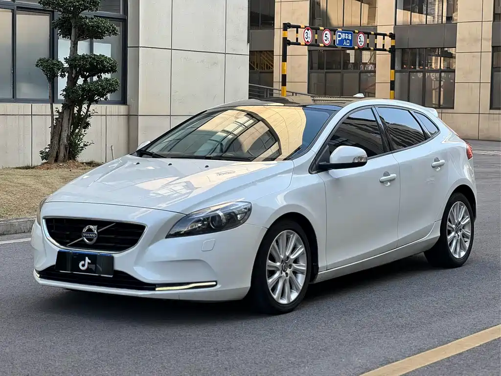 Volvo V40 2015 1.6T
