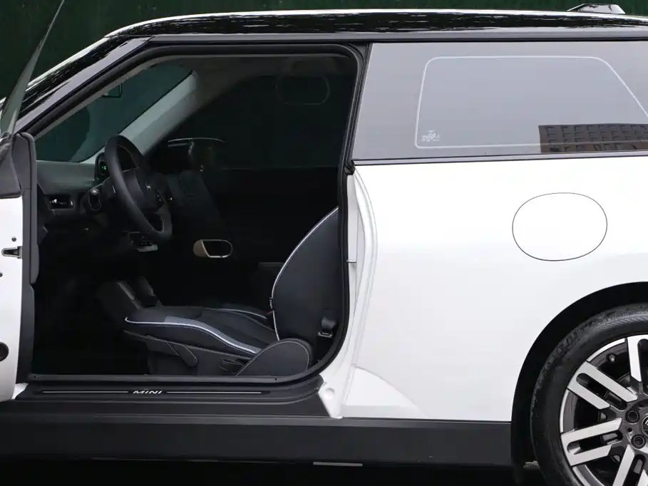 MINI MINI COOPER EV — миниатюра 17