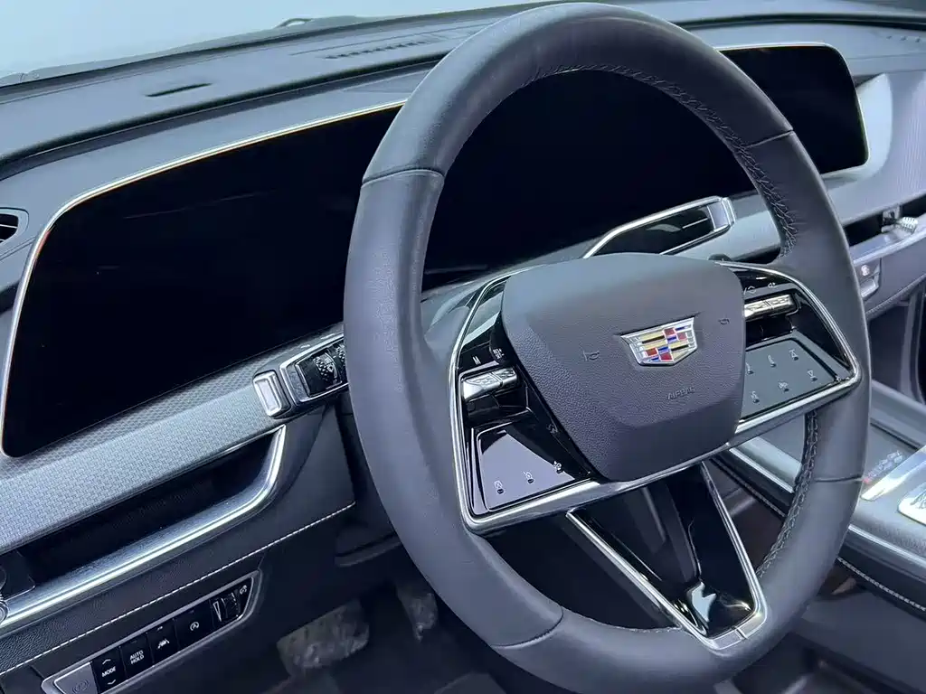 Cadillac XT5 2025 2.0T Luxury