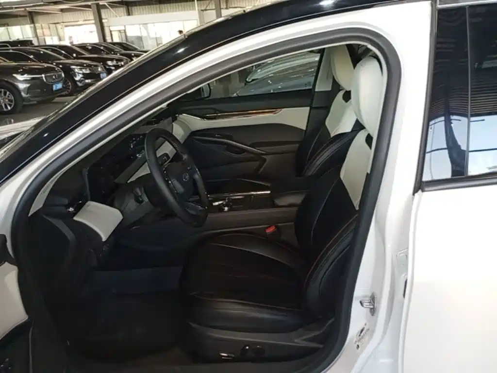 Ford Mondeo — миниатюра 15