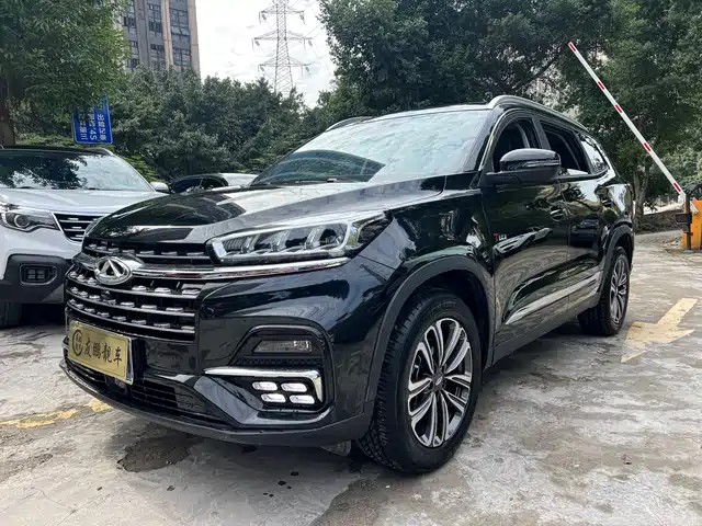 CHERY TIGGO 8