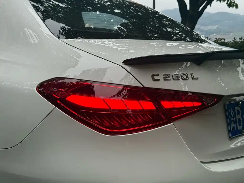 Mercedes-Benz C-Class — миниатюра 9