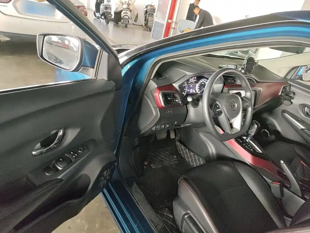 Nissan Bluebird — миниатюра 16