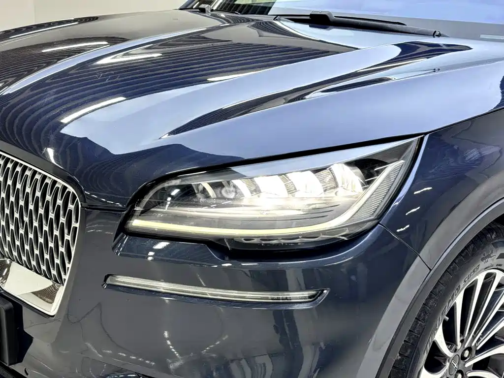 Lincoln Aviator — миниатюра 6