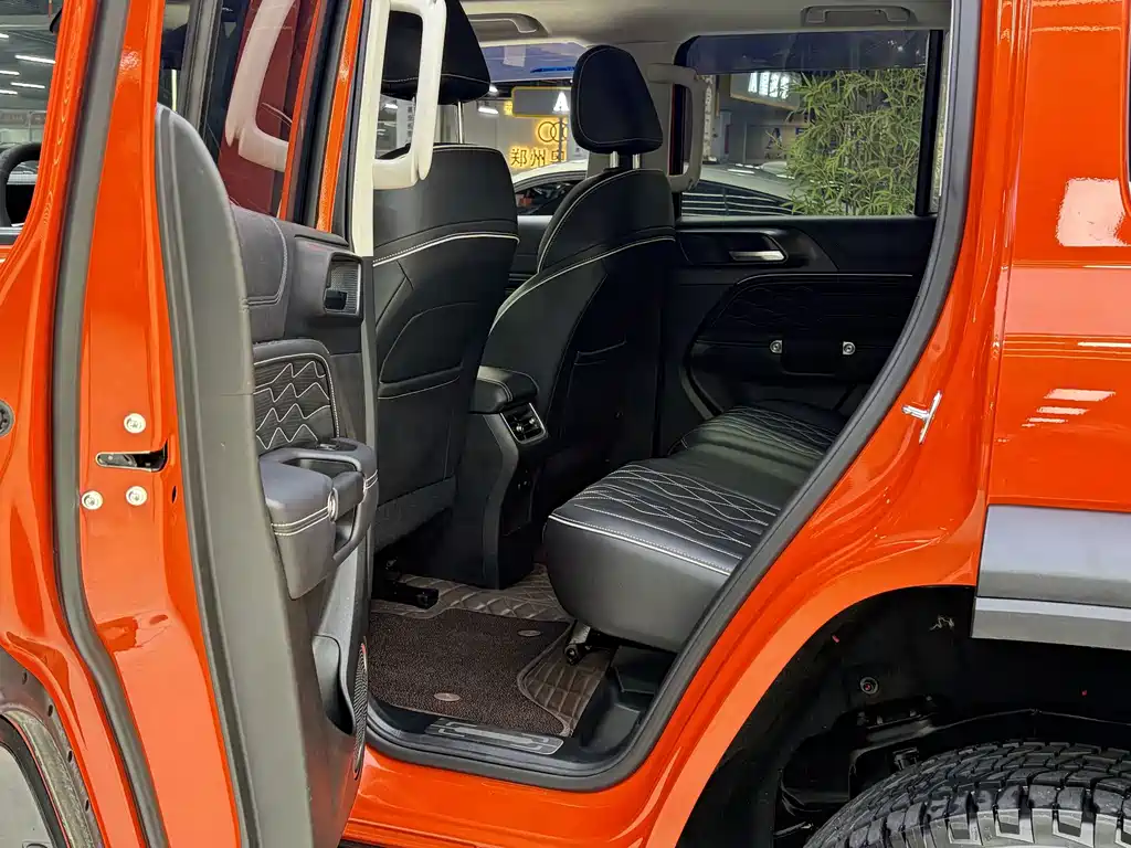 Tank Tank 300 — миниатюра 5
