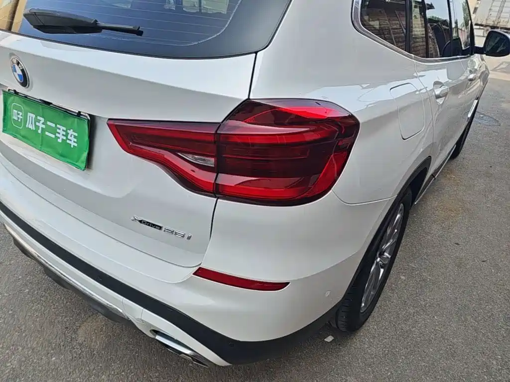 BMW X3 — миниатюра 8