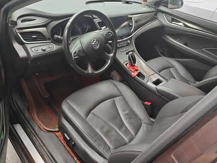 Buick LaCrosse — миниатюра 9