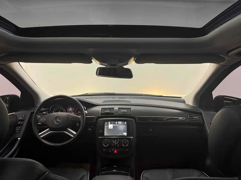 Mercedes-Benz R-Class — миниатюра 7