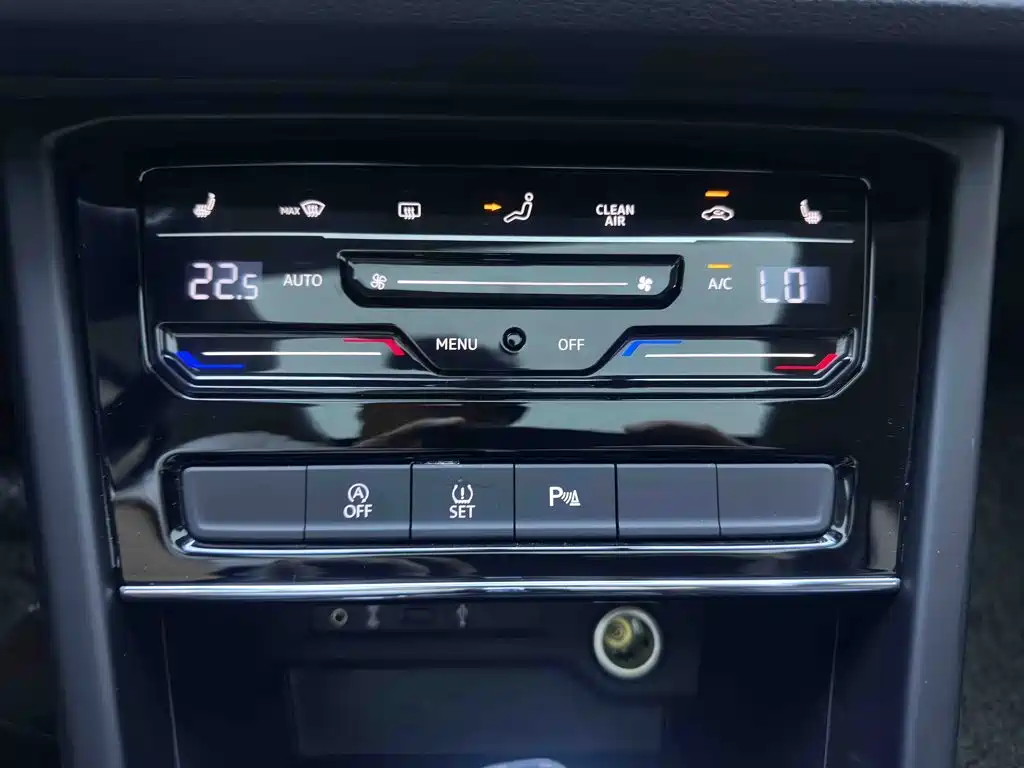 Volkswagen Touran — миниатюра 14