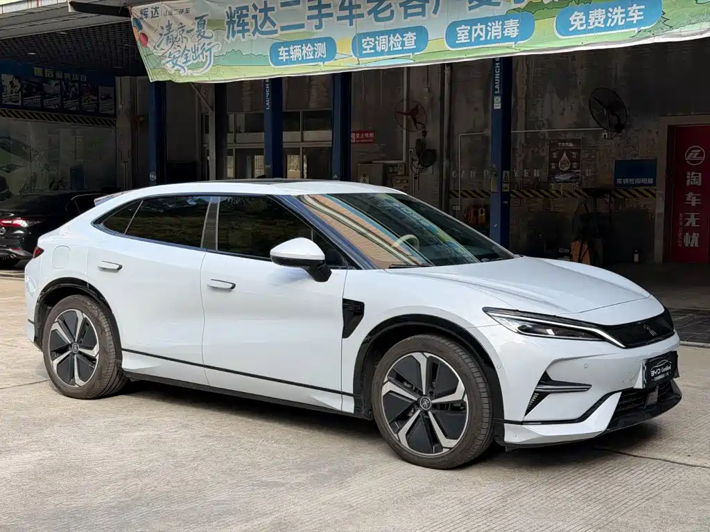 BYD L EV — миниатюра 3