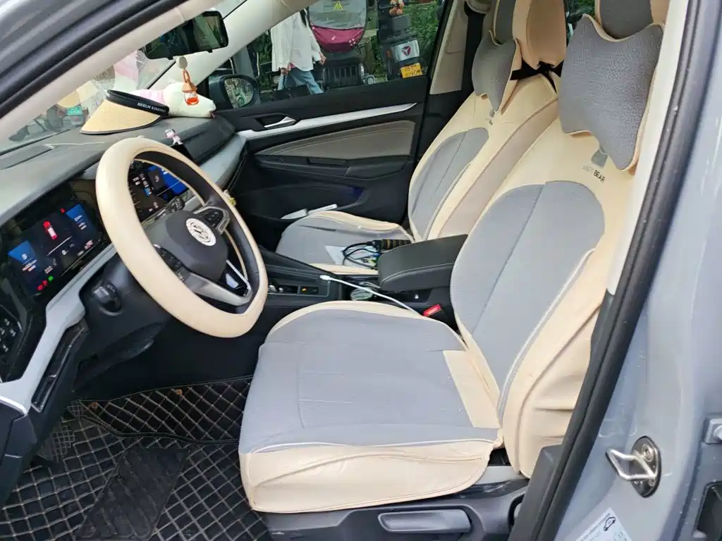 Volkswagen Golf — миниатюра 11