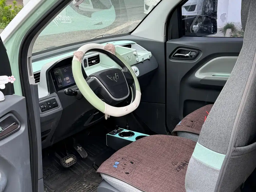 Wuling MINIEV — миниатюра 7