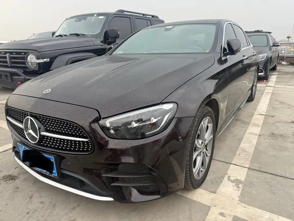 MERCEDES-BENZ E CLASS