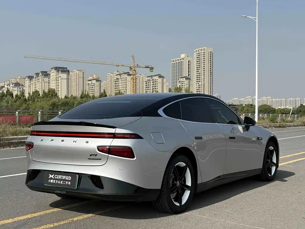 XPeng P7 — миниатюра 5