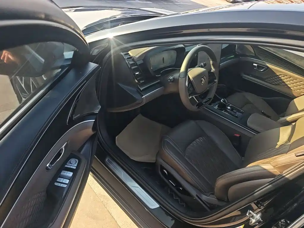 BYD Han — миниатюра 16