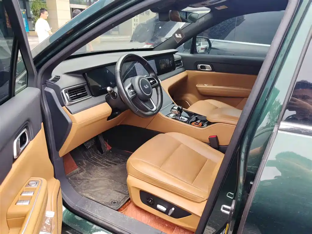 Li Auto ONE 2021 6 мест