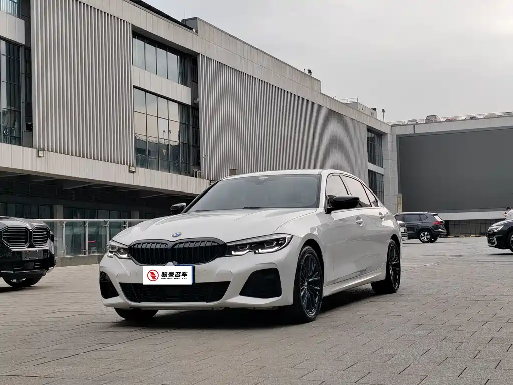 BMW 3 Series 2021