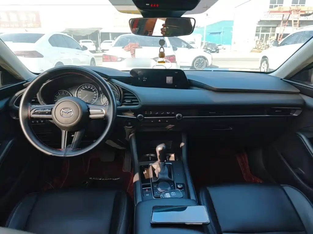 Mazda 3 Axela — миниатюра 10