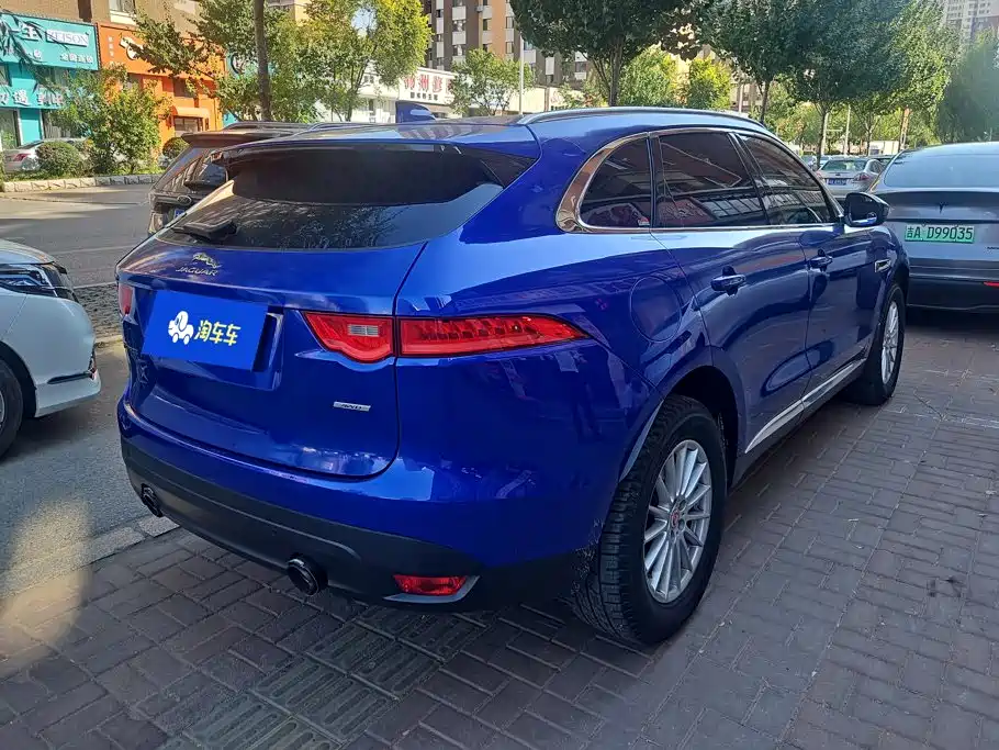 Jaguar F-PACE — миниатюра 3