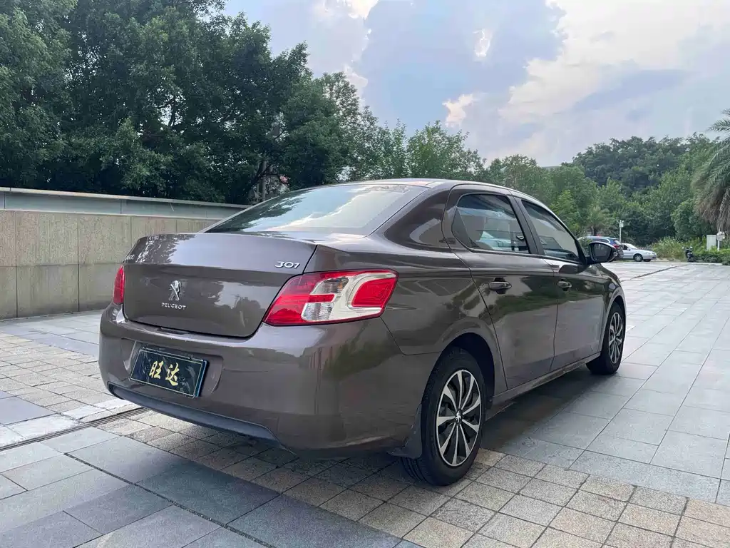 Peugeot 301 — миниатюра 7