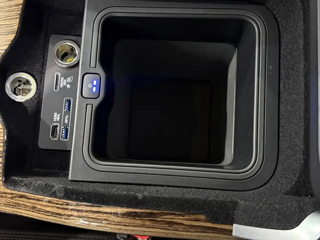 Land Rover Range Rover — миниатюра 12