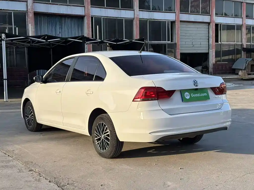 Volkswagen Santana — миниатюра 5