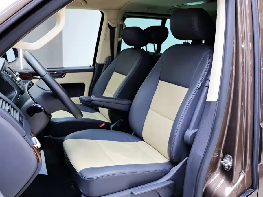 Volkswagen Multivan — миниатюра 25