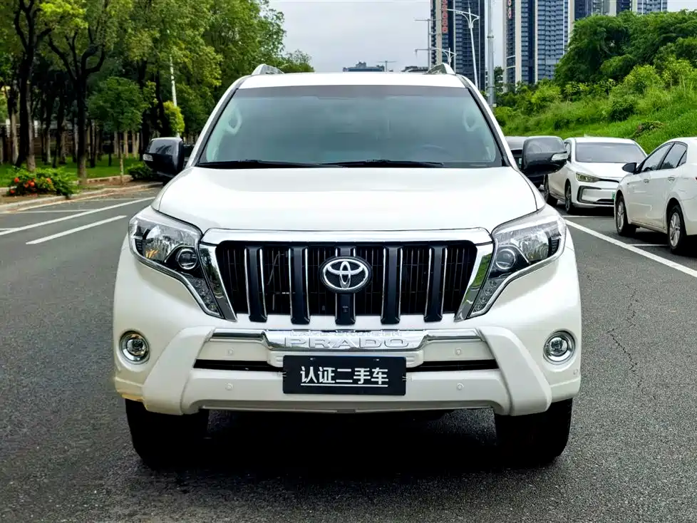 Toyota Land Cruiser Prado 2016 4.0L