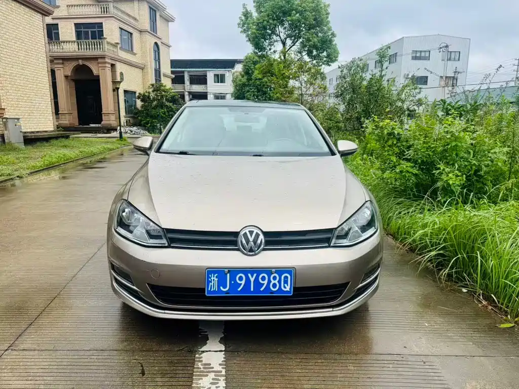 Volkswagen Golf — миниатюра 2
